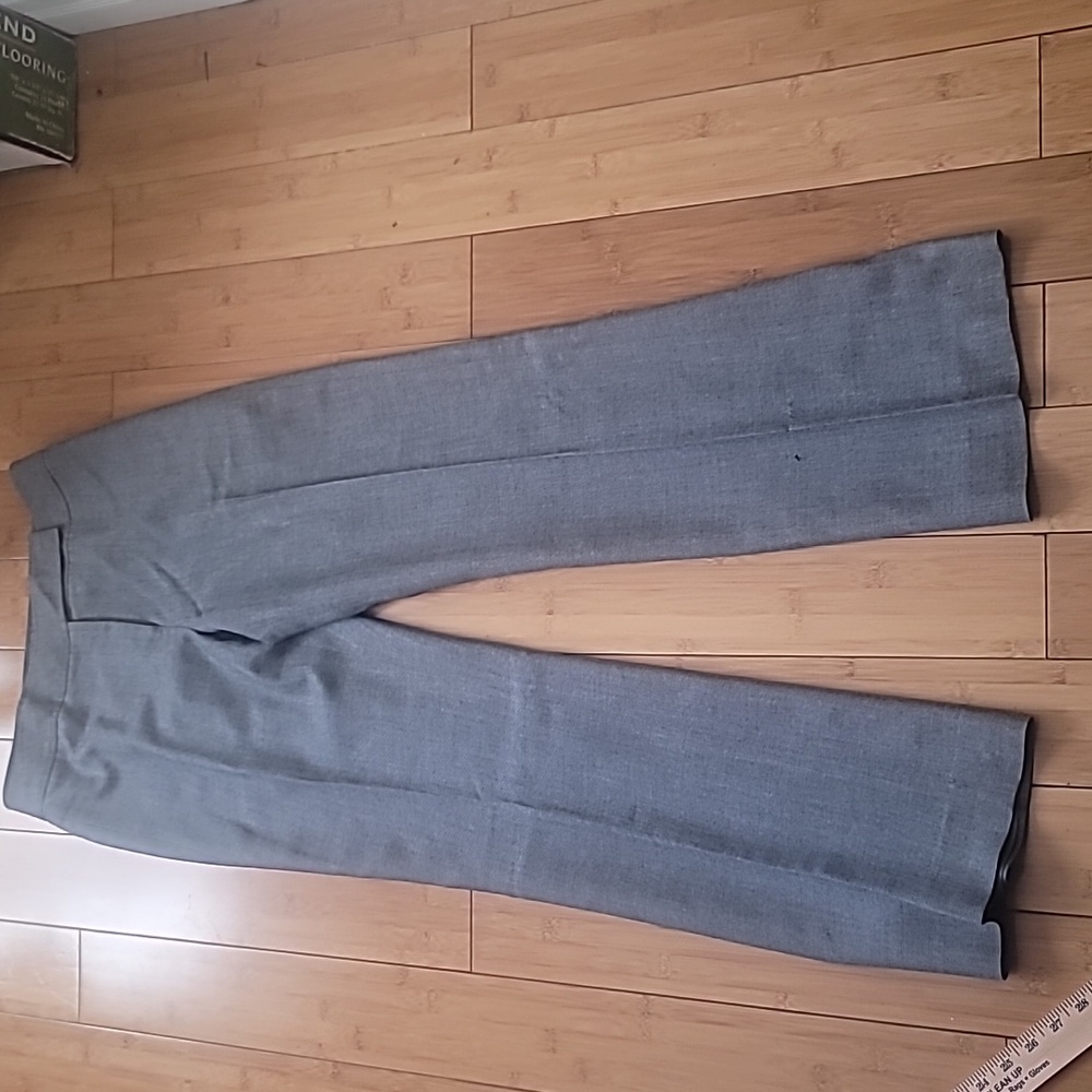 Tahari Pant Suit Career Business Special Events.  SZ 8 - Picture 11 of 13
